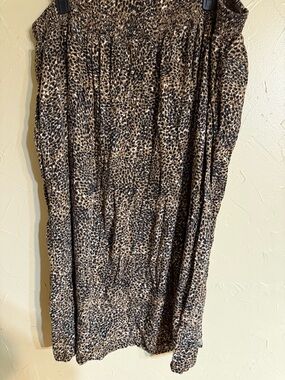 Old Navy Leopard Print Skirt in Brown and Black